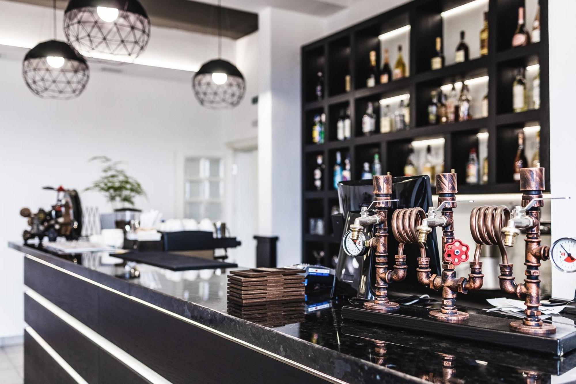Otto Hotel-Restaurant Rivne Esterno foto