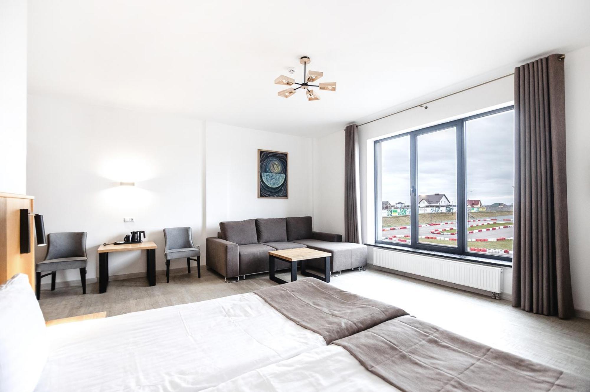 Otto Hotel-Restaurant Rivne Esterno foto